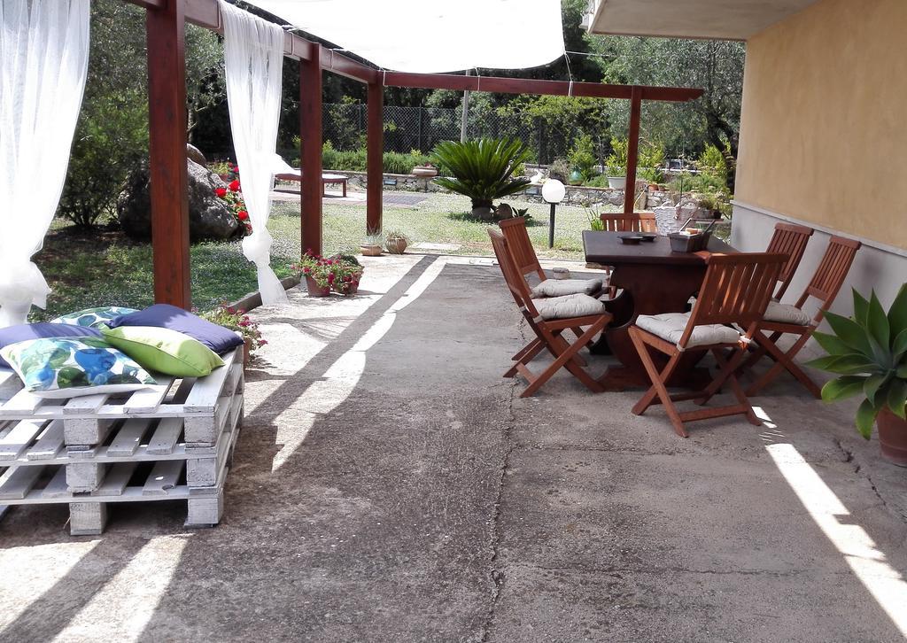 Apartament La Zucca A Pois Formia Pokój zdjęcie